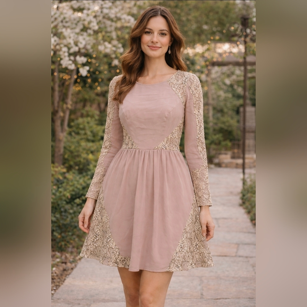 Gianni Bini Dress Size M Medium Lace Long Sleeve Cocktail Party Lined Mini Flare